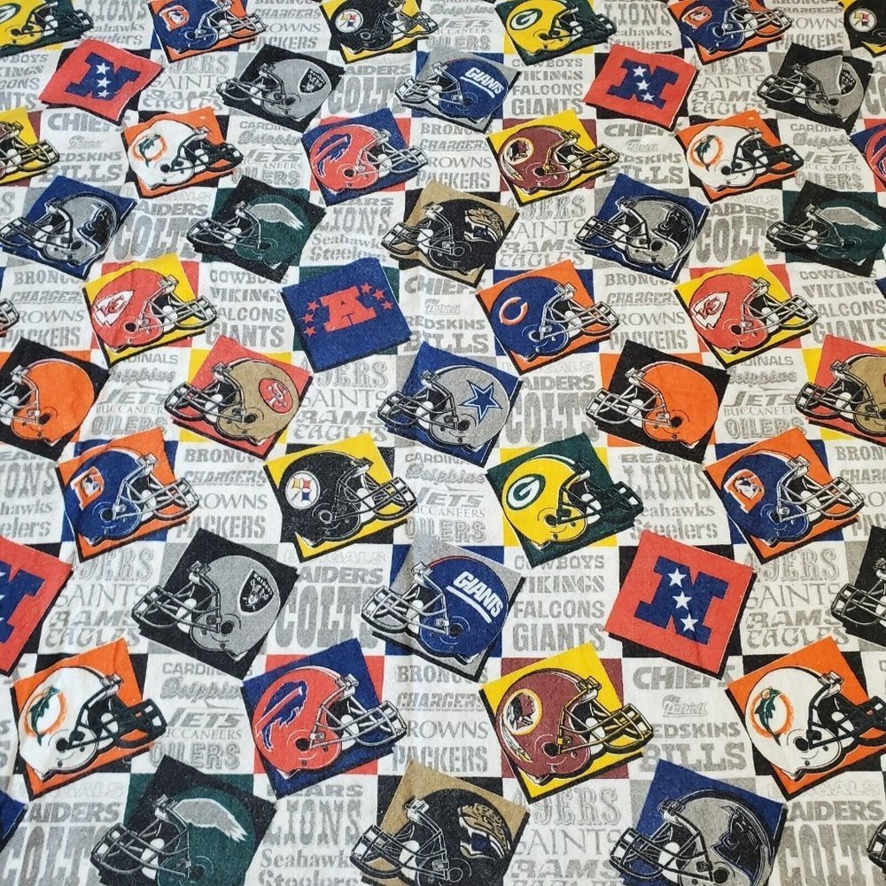 Vintage 90s NFL Felt King Blanket Coverlet Tapestry USA 70 X 84